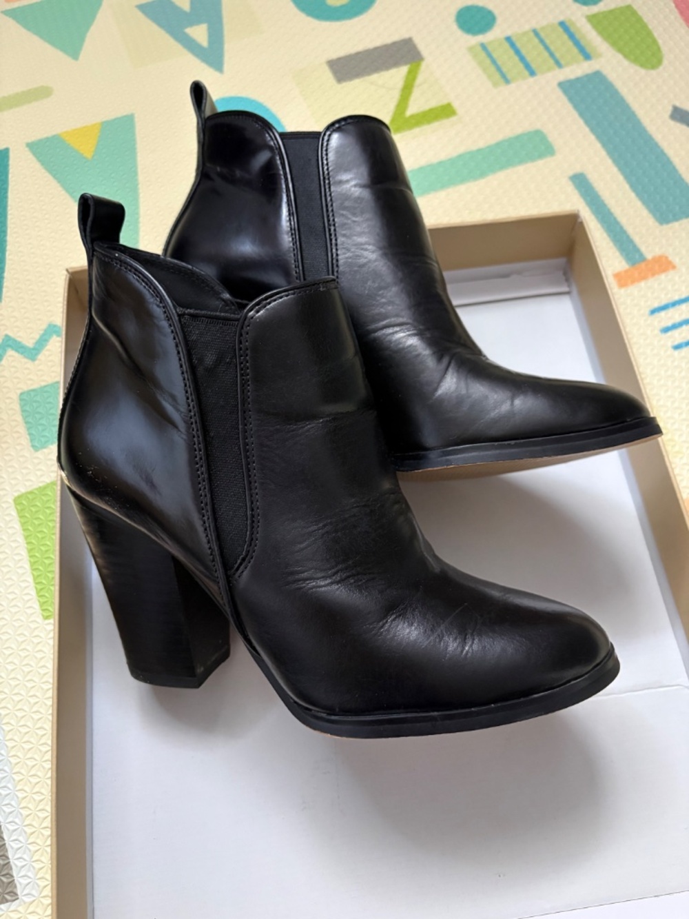 Booties - Picture 2 of 5
